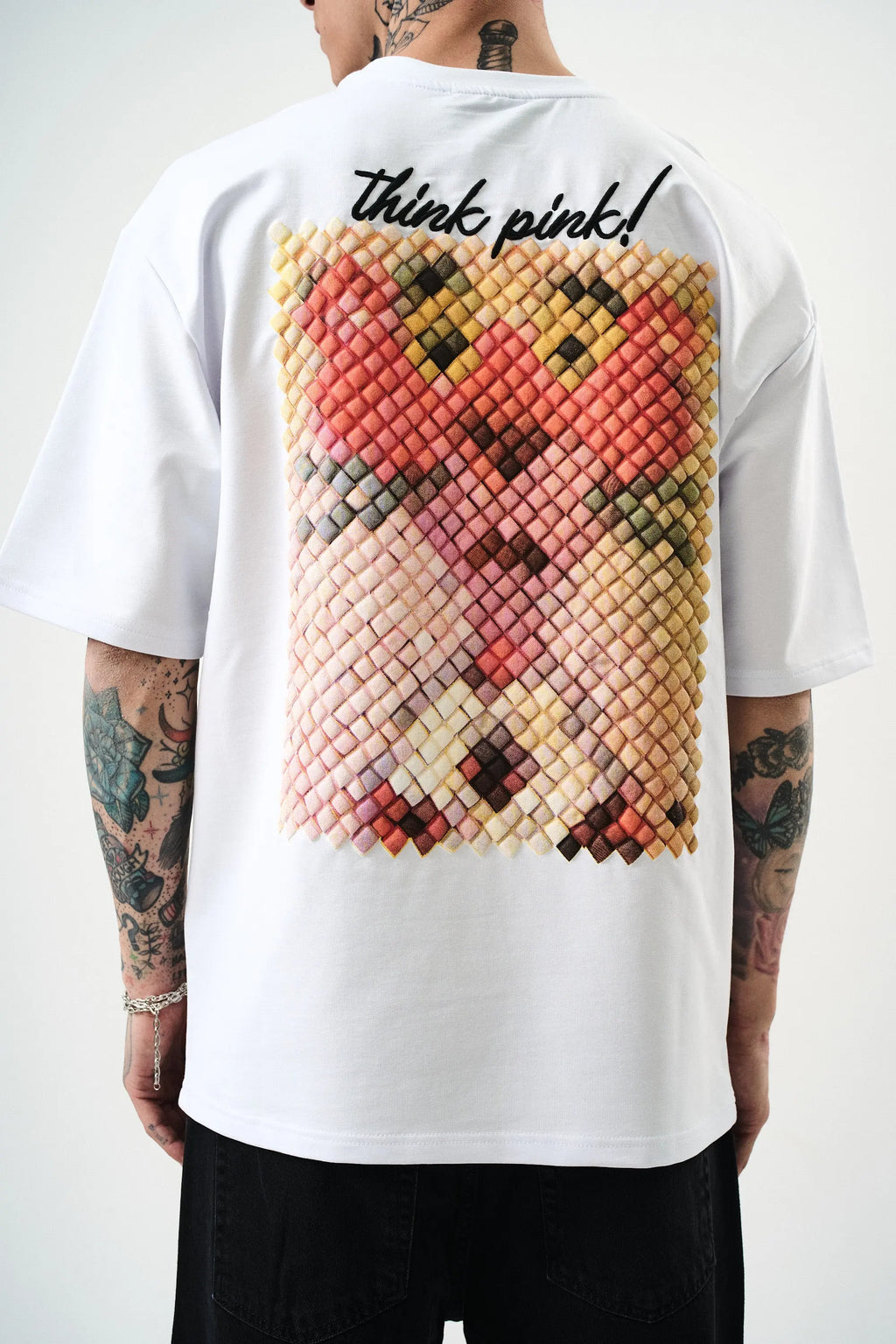 Tee Shirt Leo Think Pink Blanc bonhomme