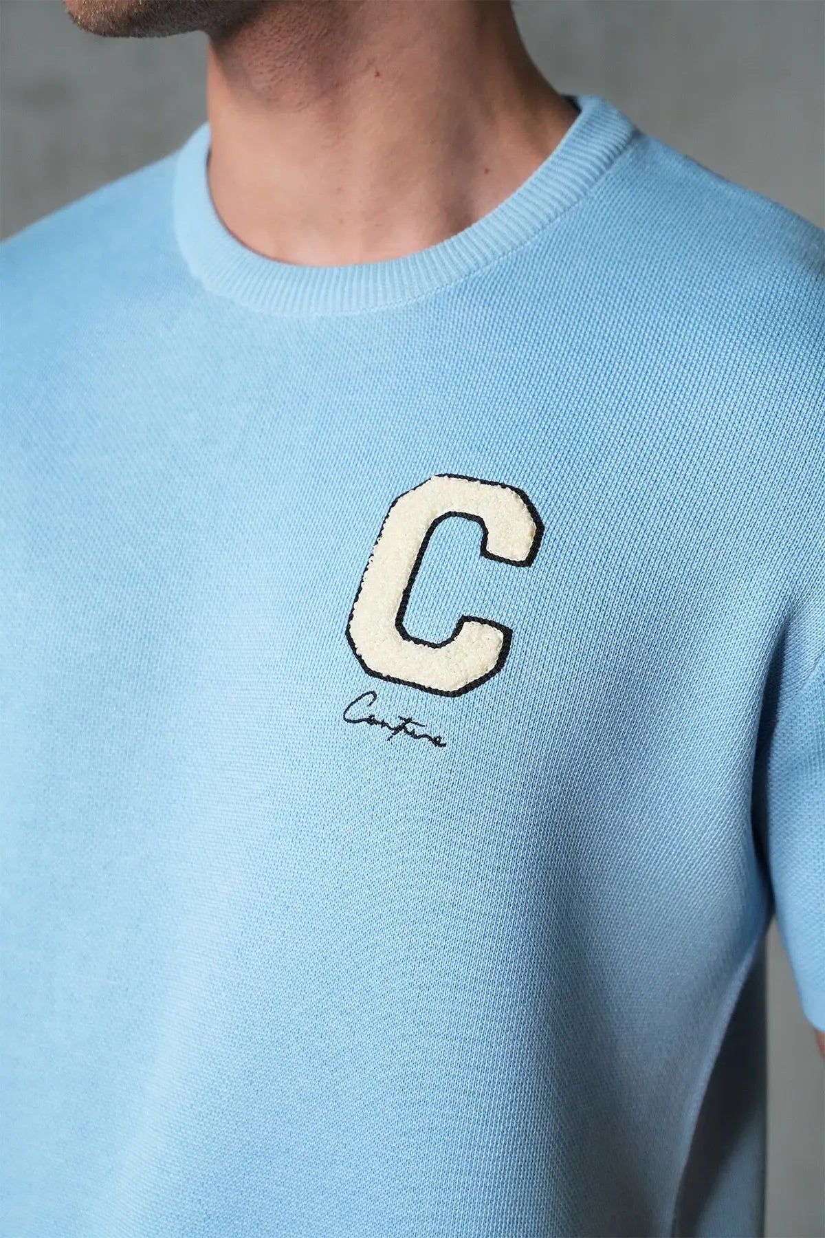 Pull Maille Homme Signature “C” – Élégance Moderne & Confort Premium bonhomme