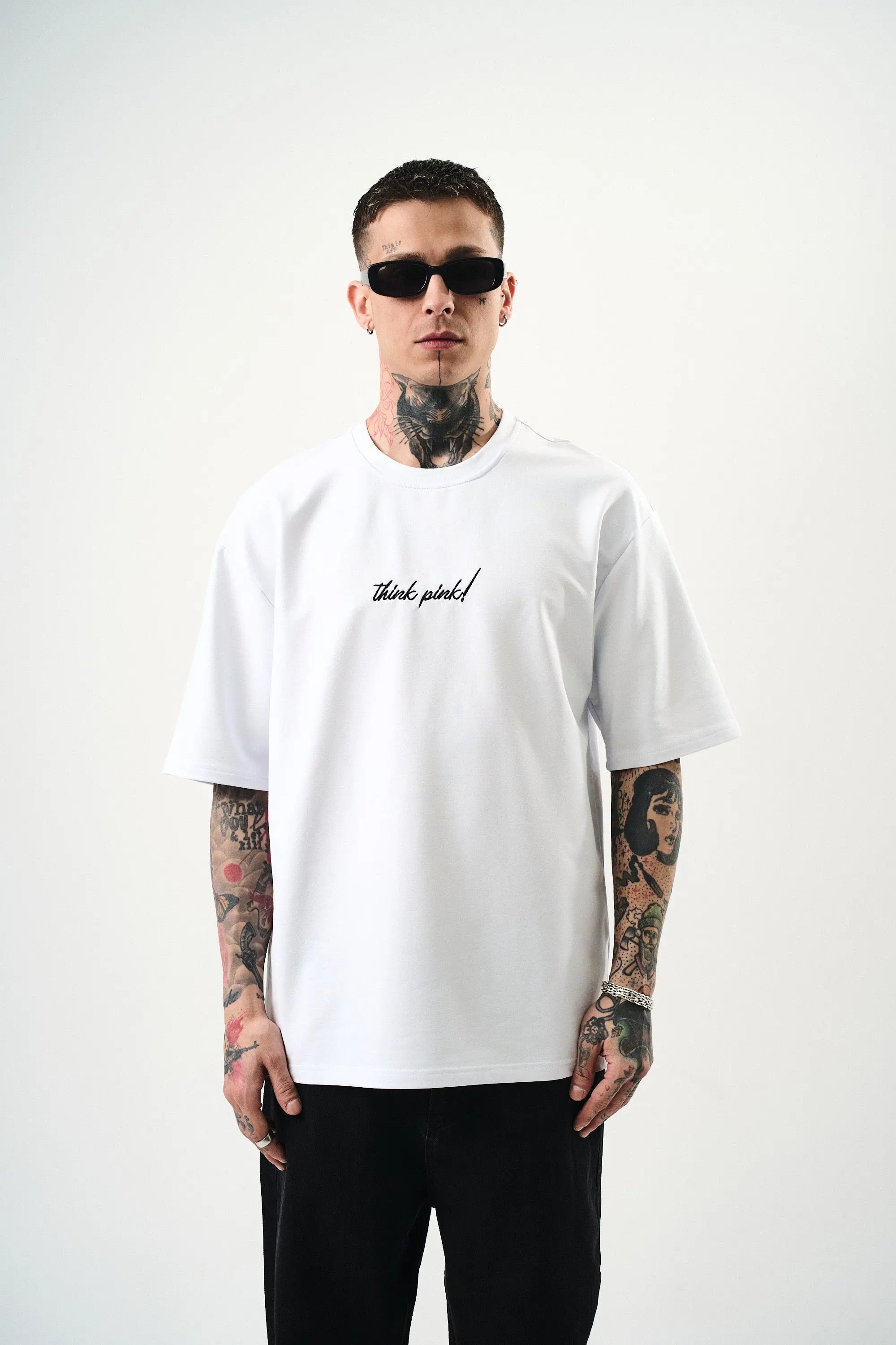 Tee Shirt Leo Think Pink Blanc bonhomme