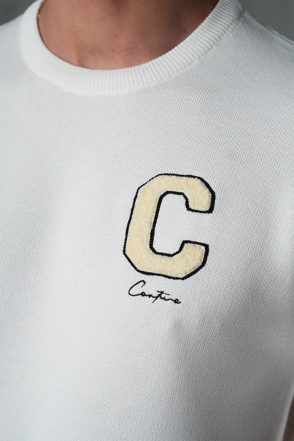 Pull Maille Homme Signature “C” – Élégance Moderne & Confort Premium bonhomme