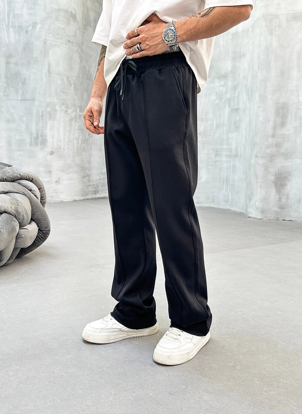 Pantalon Jogging Noir Coupe Droite et Large bonhomme