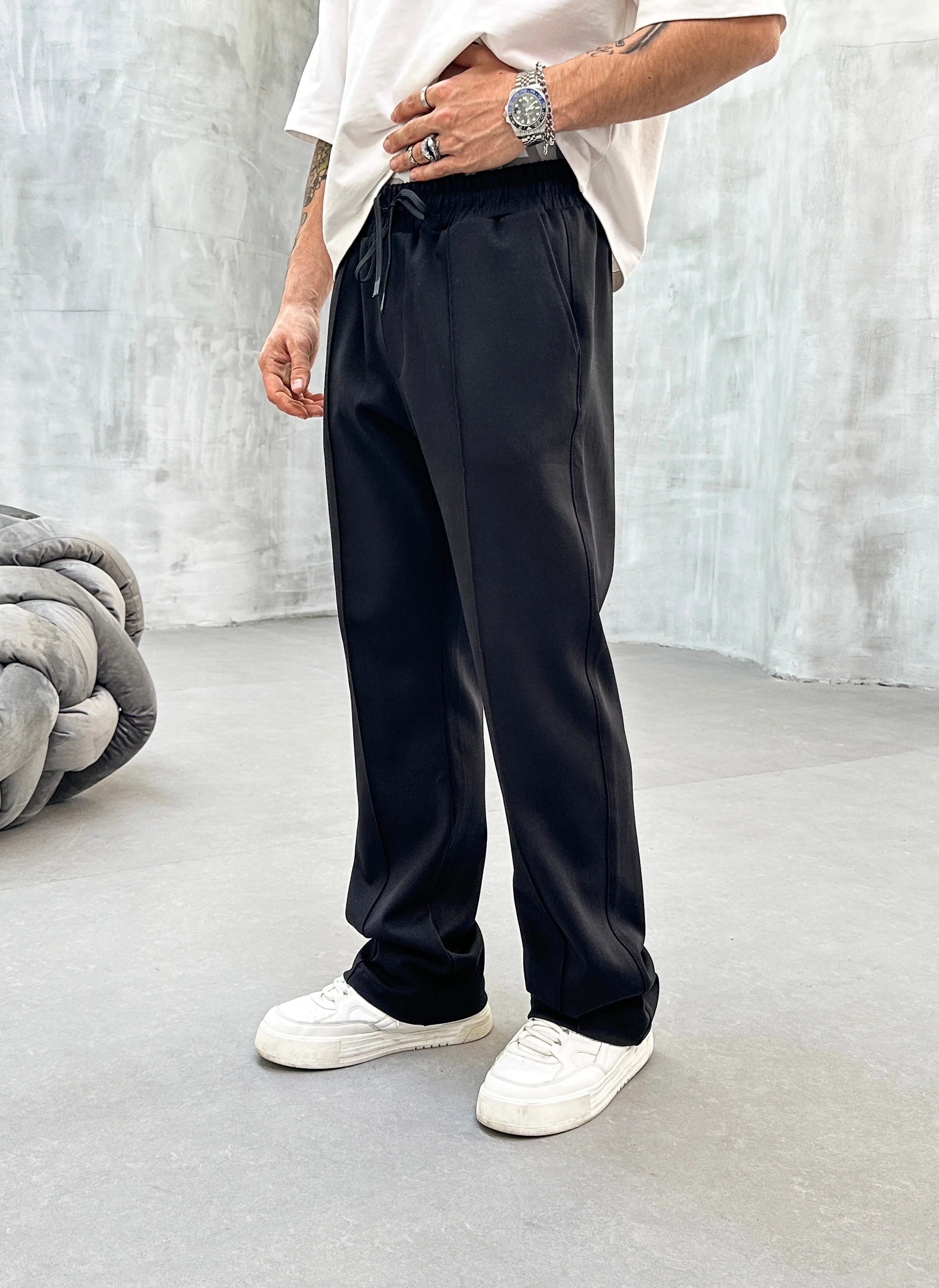 Pantalon Jogging Noir Coupe Droite et Large bonhomme