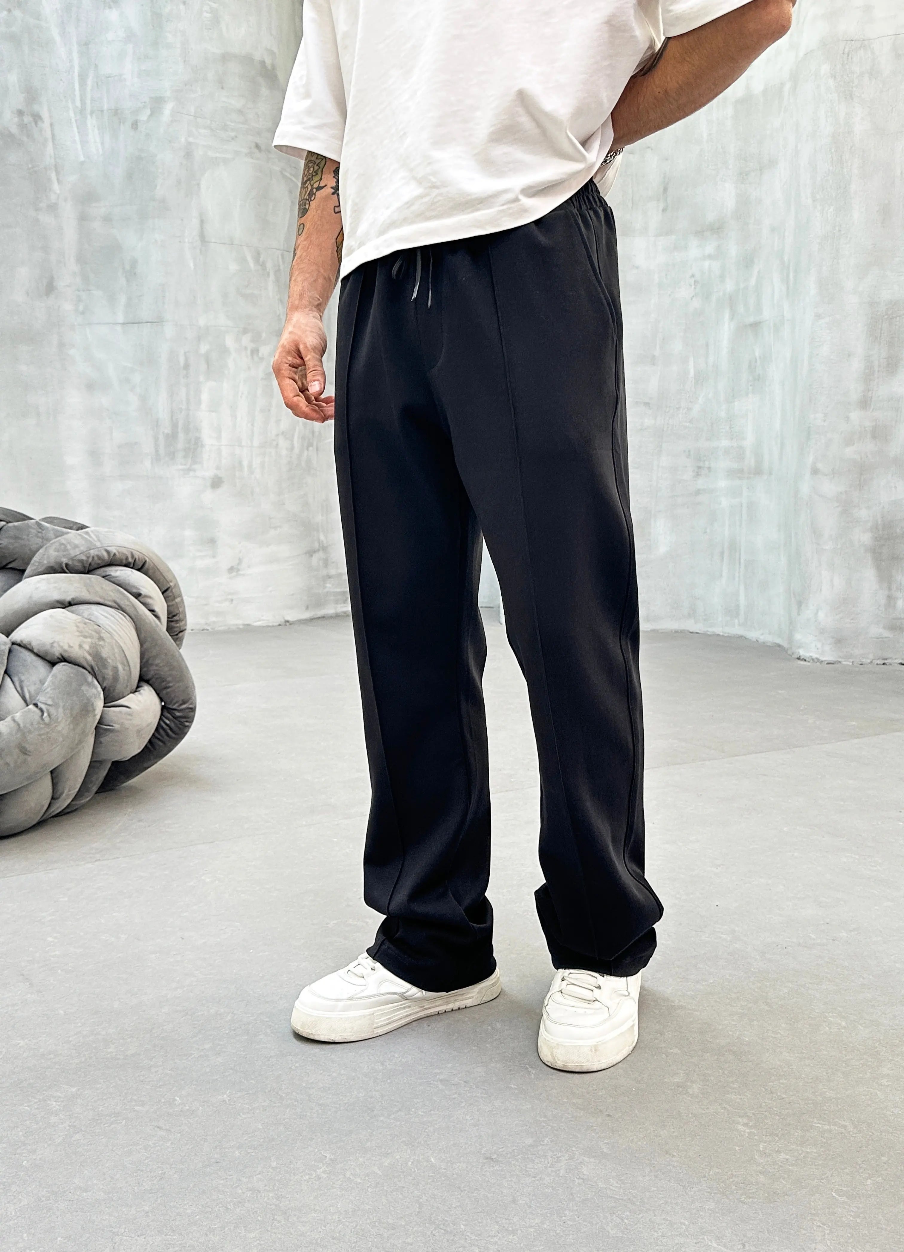 Pantalon Jogging Noir Coupe Droite et Large bonhomme