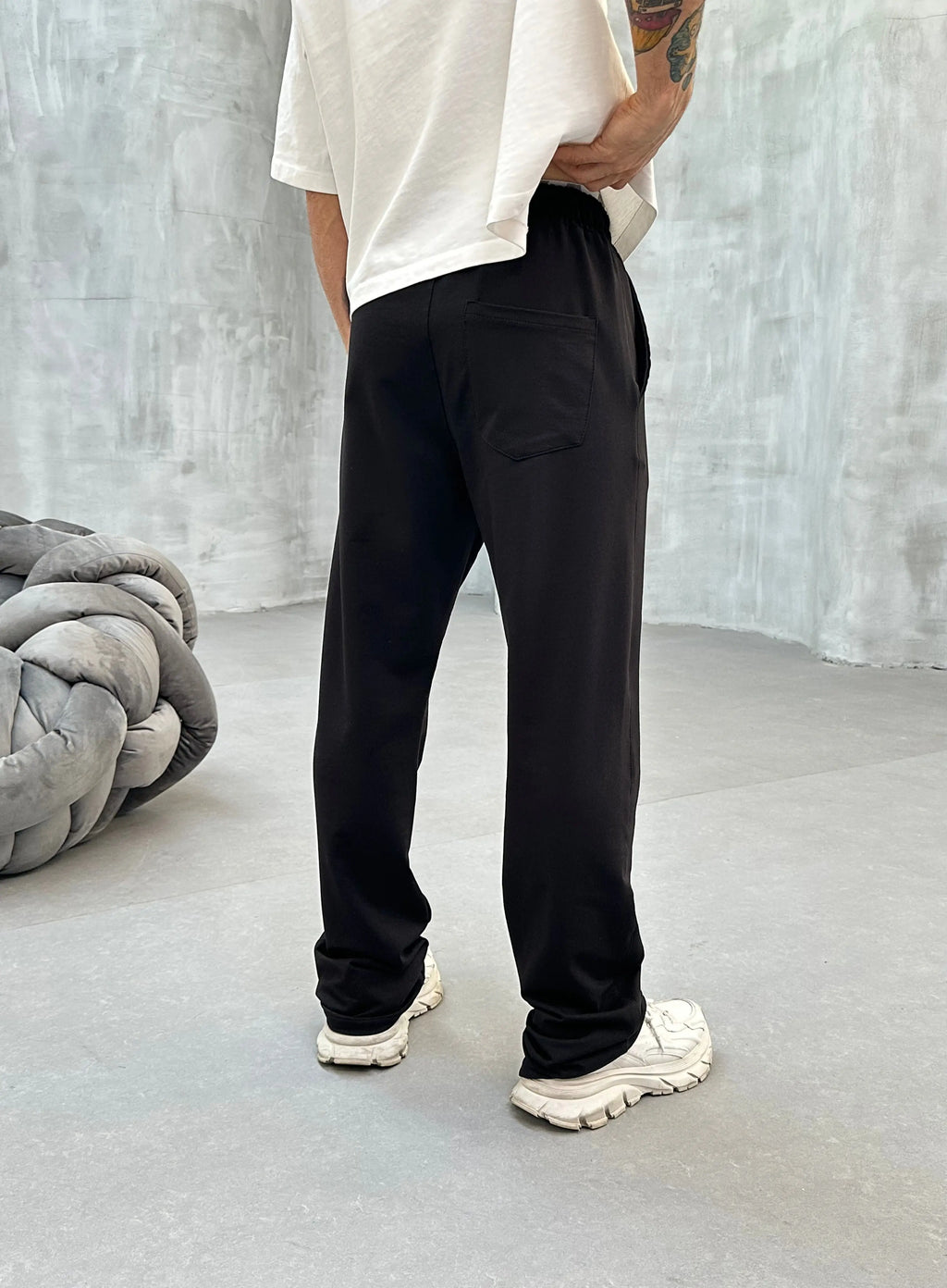 Pantalon Jogging Noir Coupe Droite et Large bonhomme