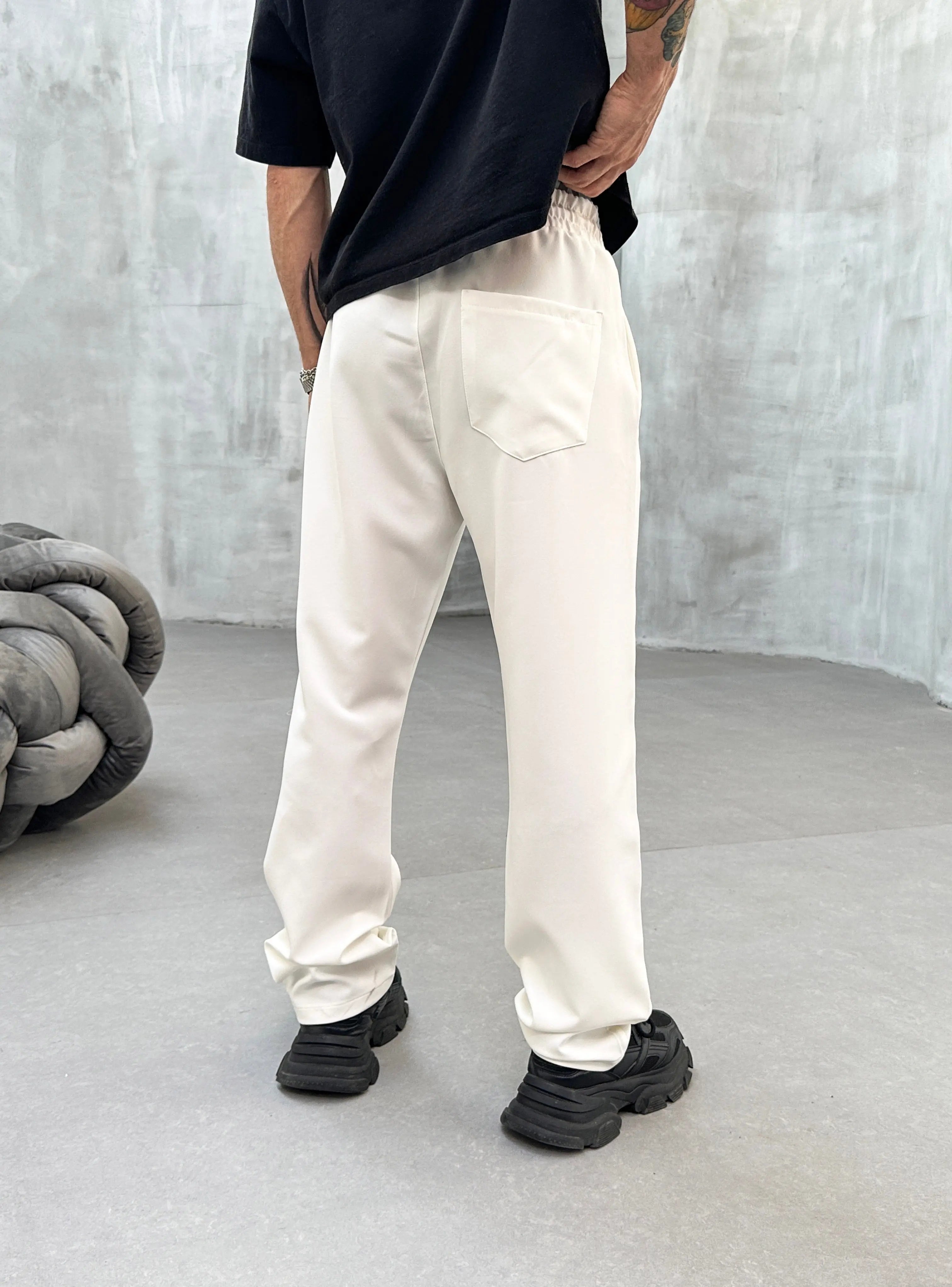 Pantalon Jogging Blanc Coupe droite et Large bonhomme