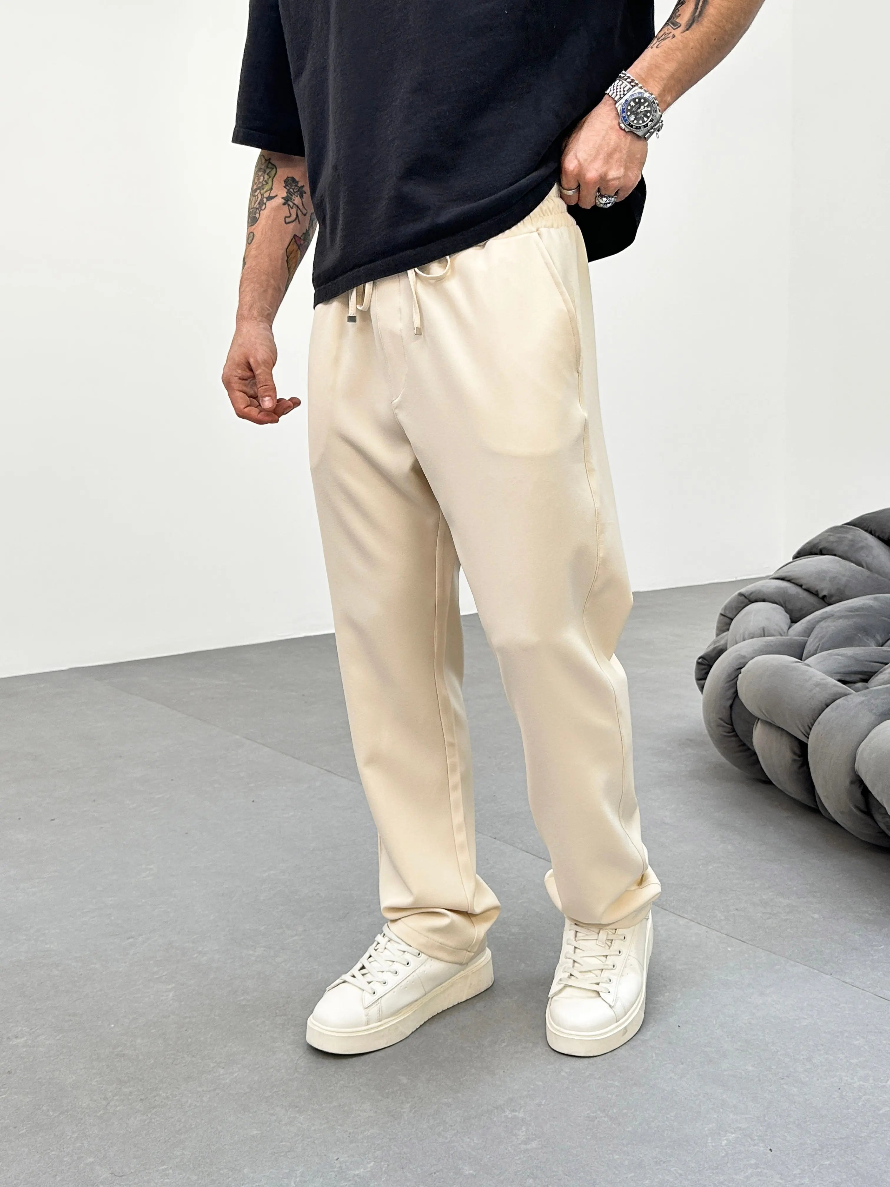 Pantalon Jogging Beige Coupe droite et Large bonhomme