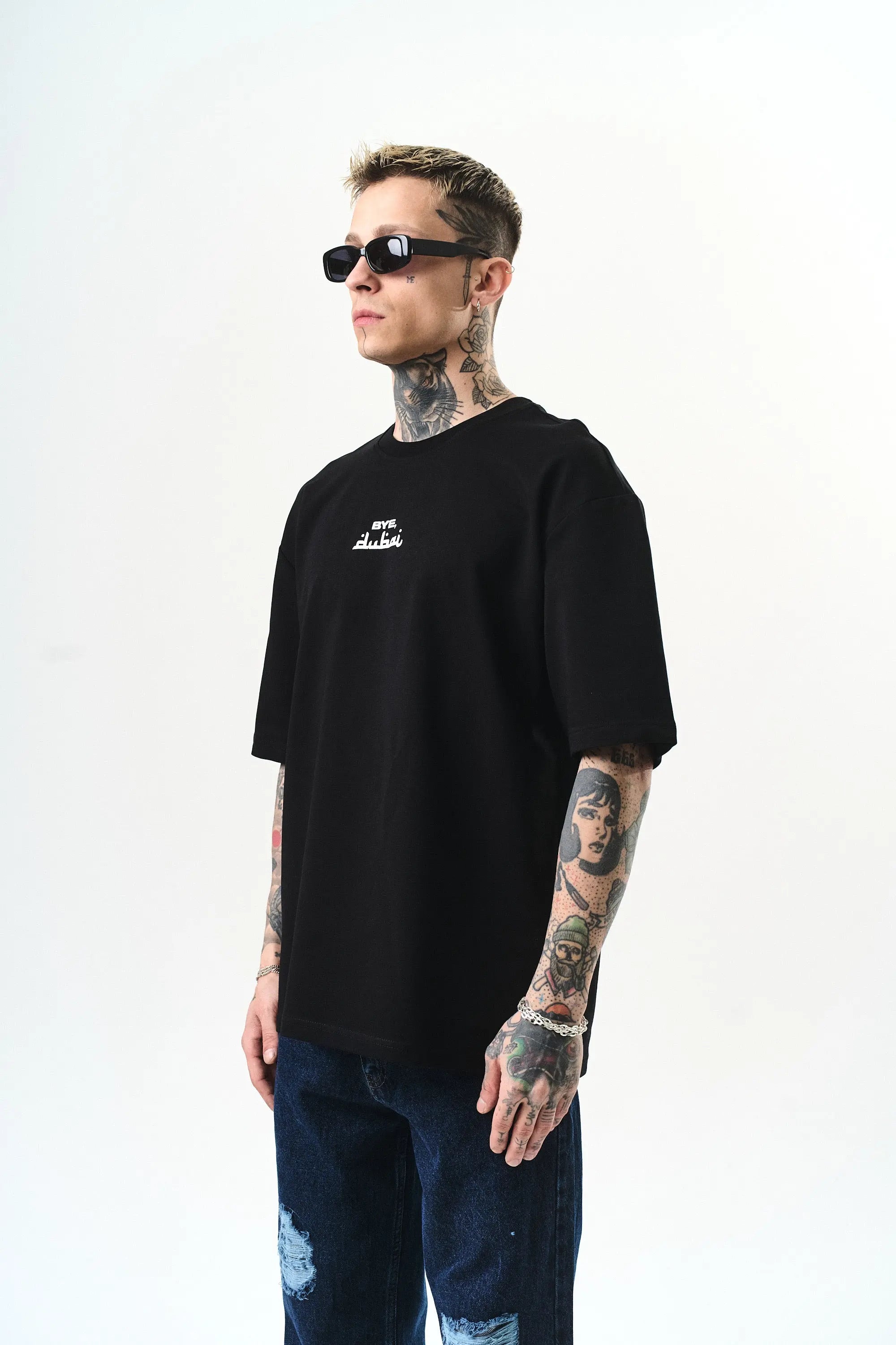 Tee Shirt BYBYE Dubai Noir bonhomme