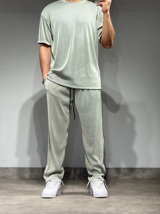 Ensemble Plissé Tee Shirt et Pantalon Kaki