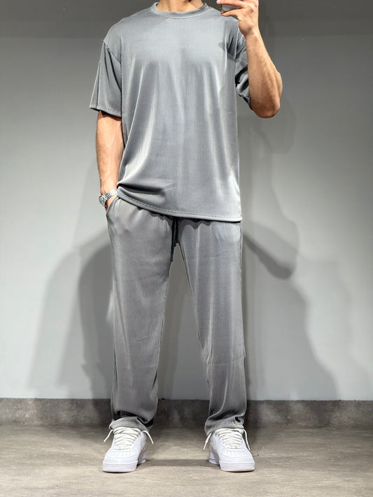Ensemble Plissé Tee Shirt et Pantalon Gris