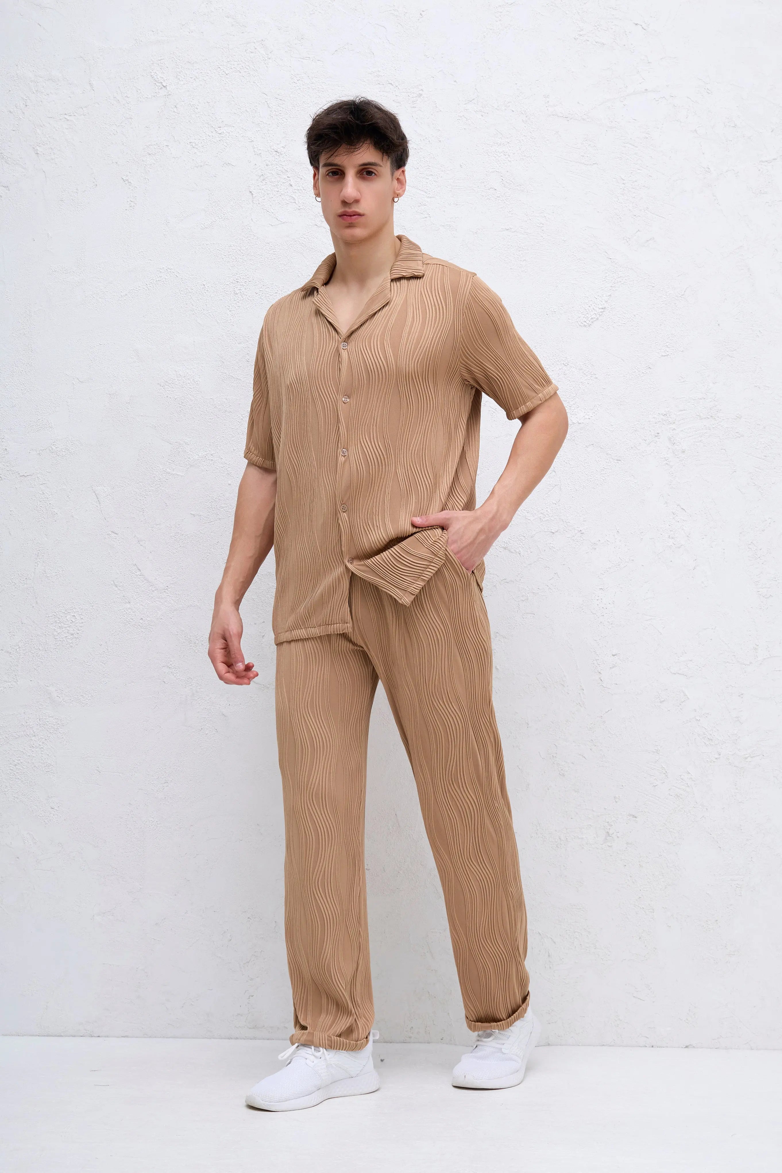 Ensemble Camel ondulé Chemise et Pantalon bonhomme