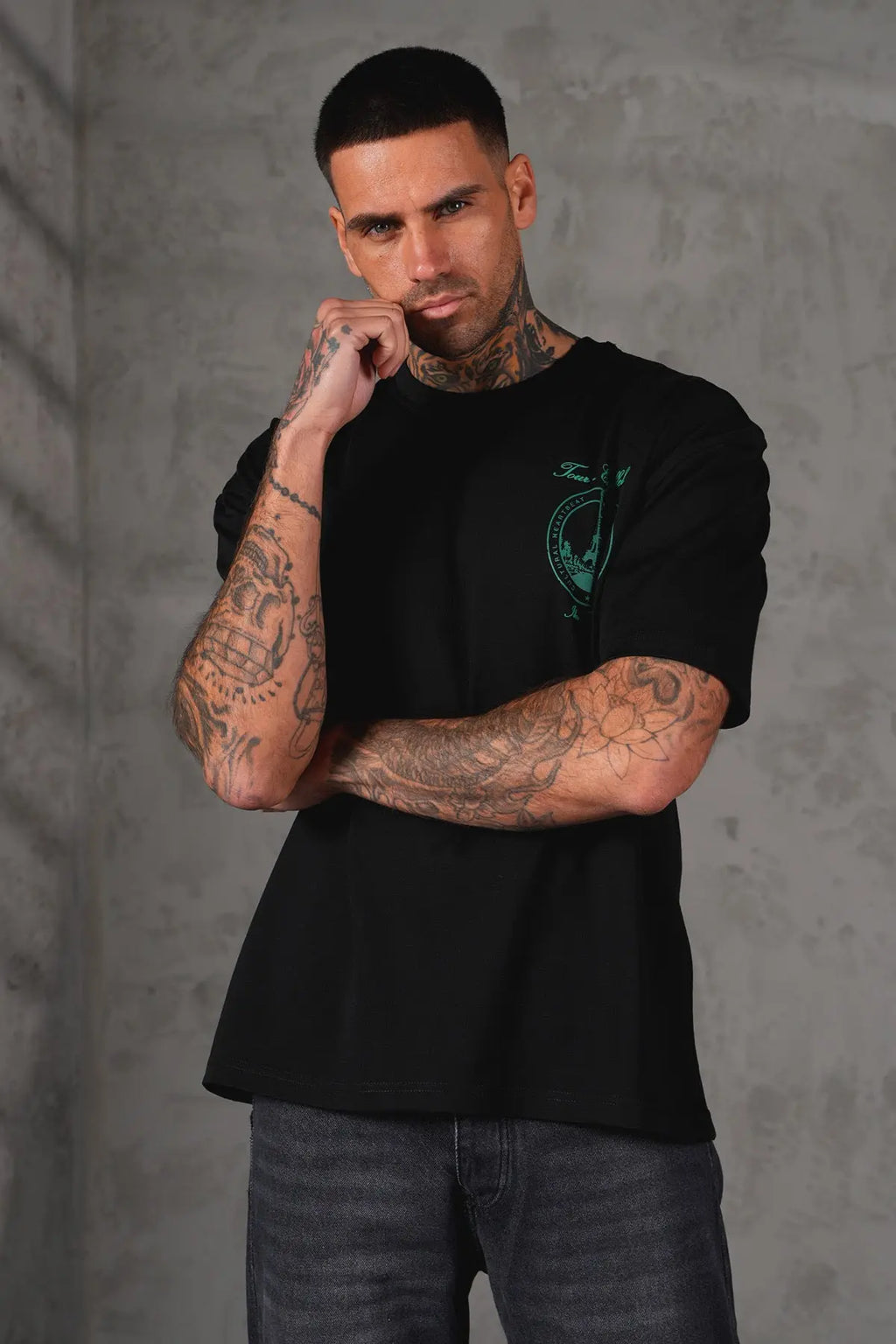 Tee Shirt Tour EIffel Noir bonhomme