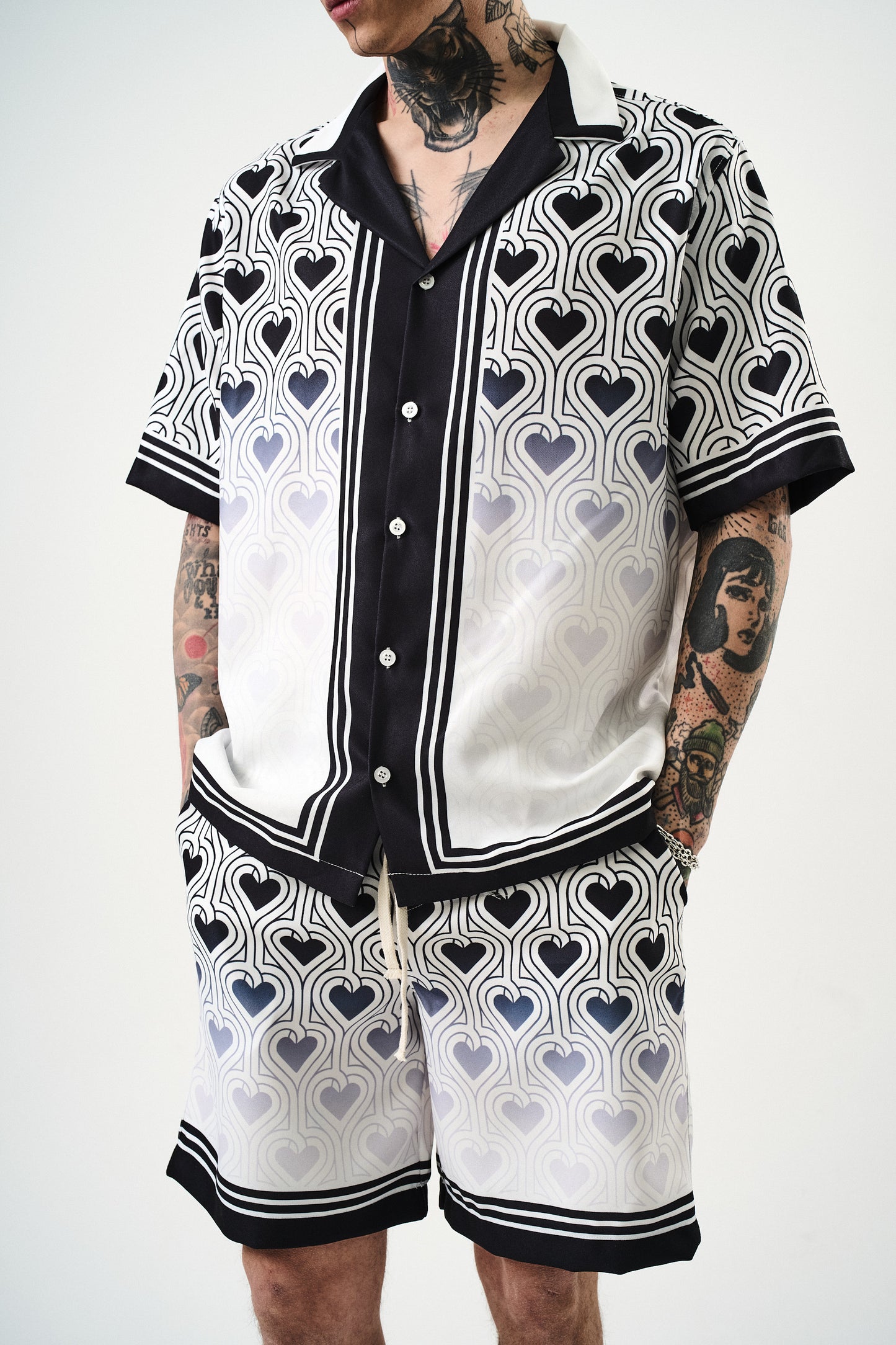 Ensemble Chemise et Short Coeur Blanc Noir