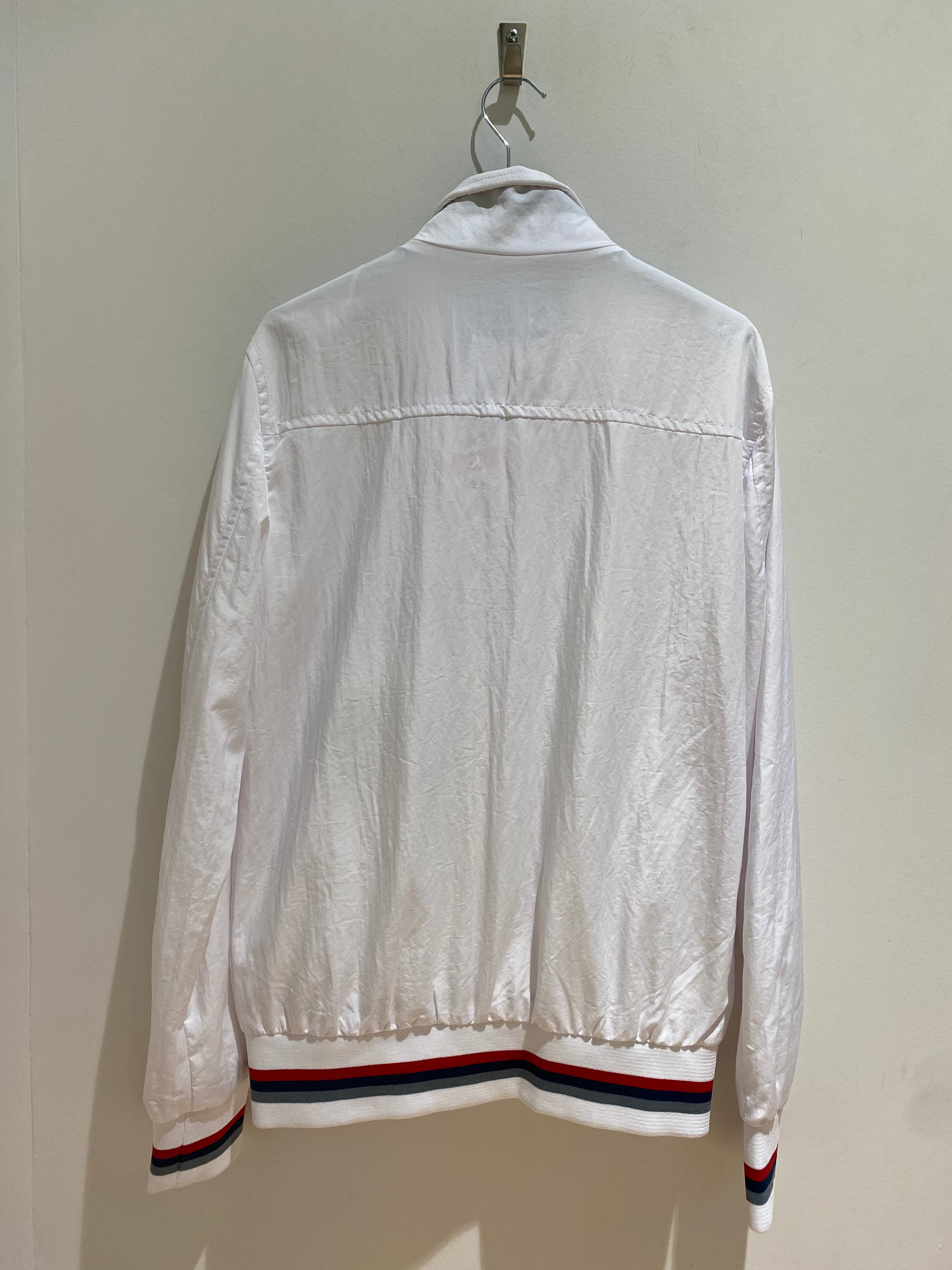 Veste blanche universitaire bonhomme