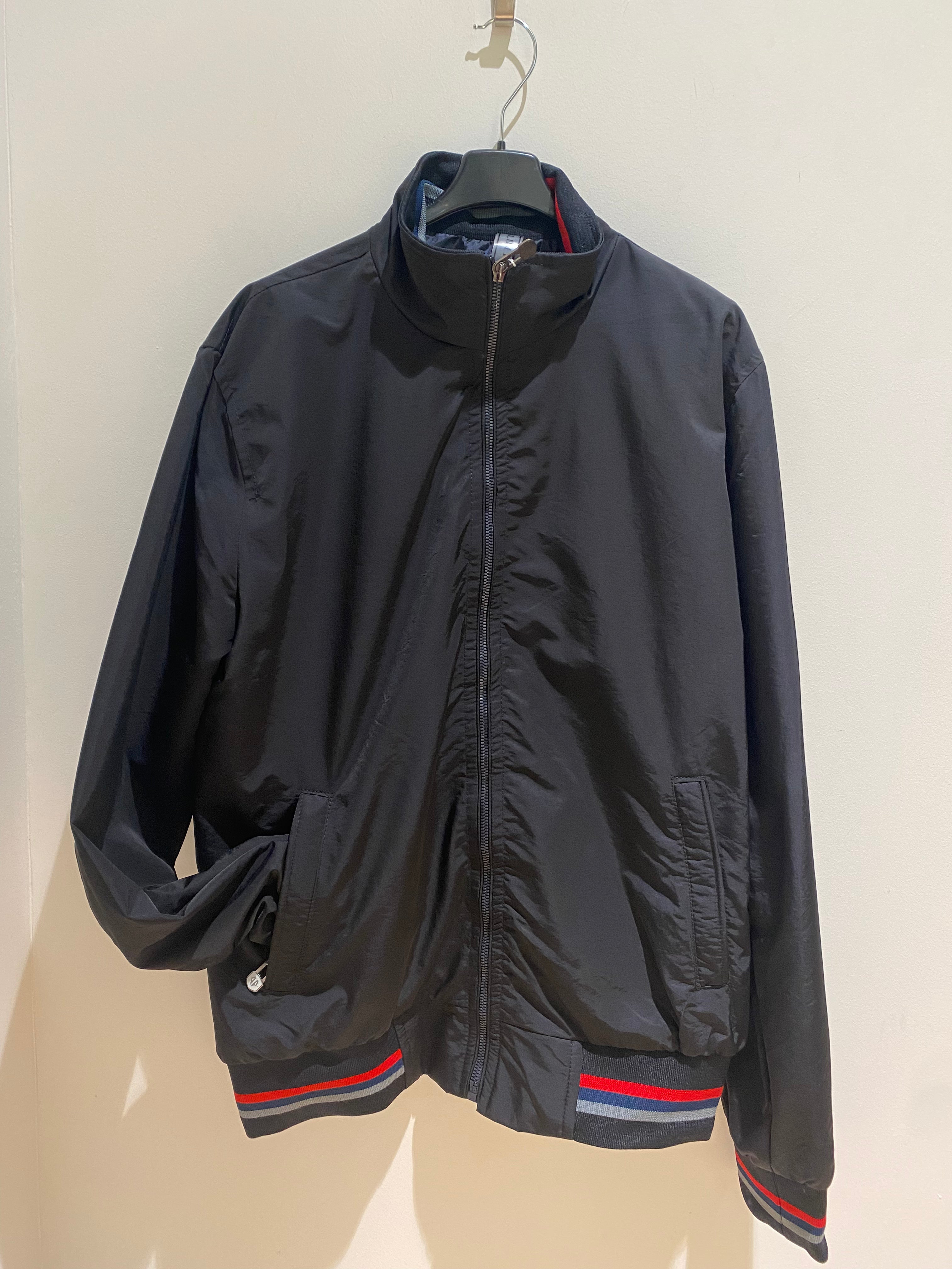 Veste noir universitaire bonhomme