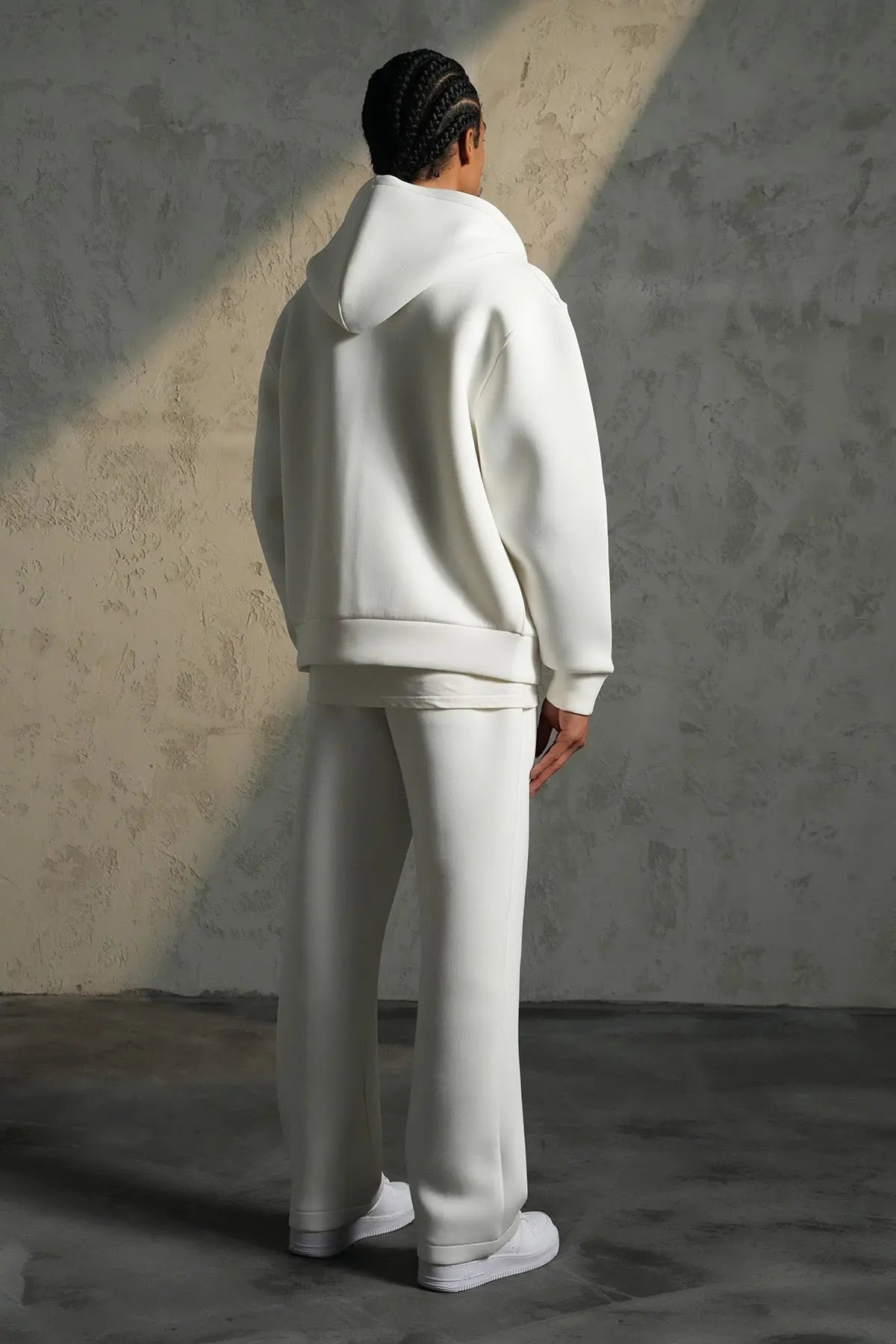 Ensemble jogging Blanc zippé – IKAO Paris bonhomme