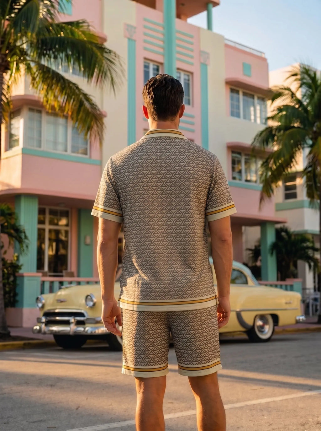 Ensemble chemise et short imprimé géométrique triangles bonhommeboutique