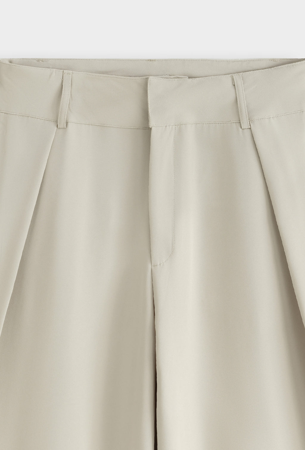 Pantalon large à pinces taille haute coupe fuselée