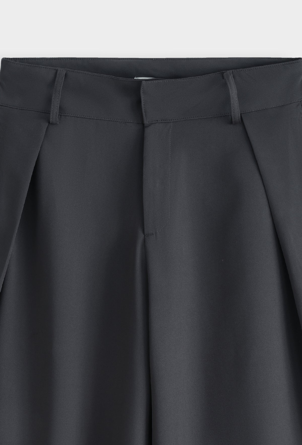 Pantalon large à pinces taille haute coupe fuselée