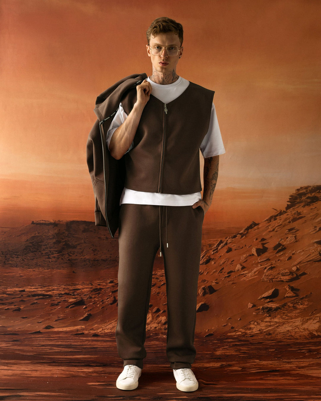 Ensemble 3 pièces sweat zippé, gilet sans manches et jogging