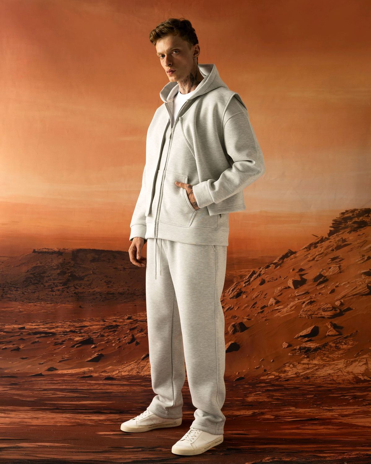 Ensemble 3 pièces sweat zippé, gilet sans manches et jogging