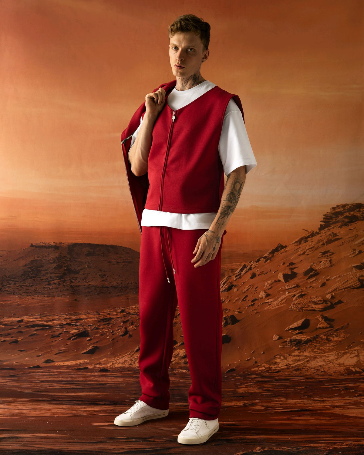 Ensemble 3 pièces sweat zippé, gilet sans manches et jogging