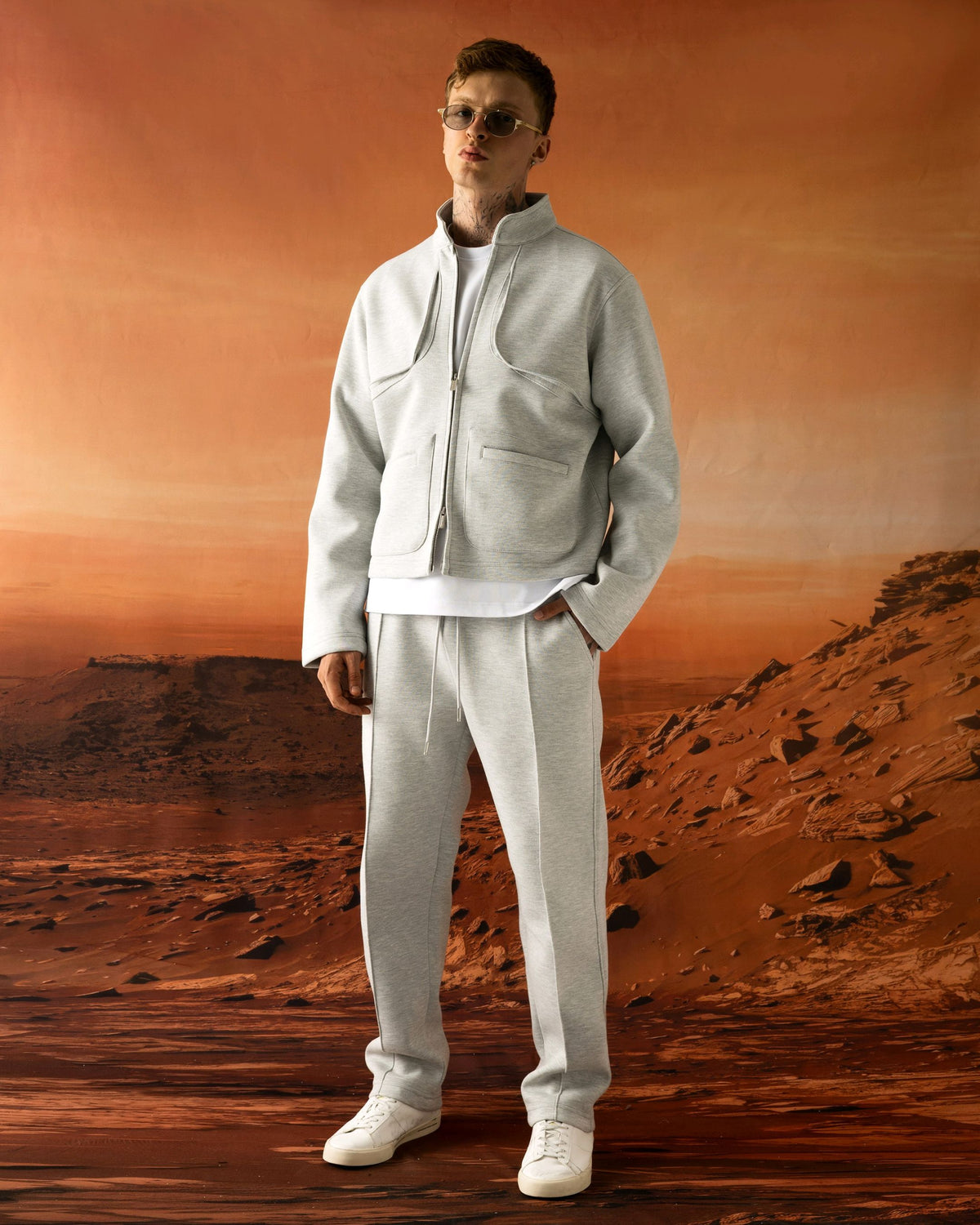 Ensemble Jogging veste zippée col montant et pantalon droit