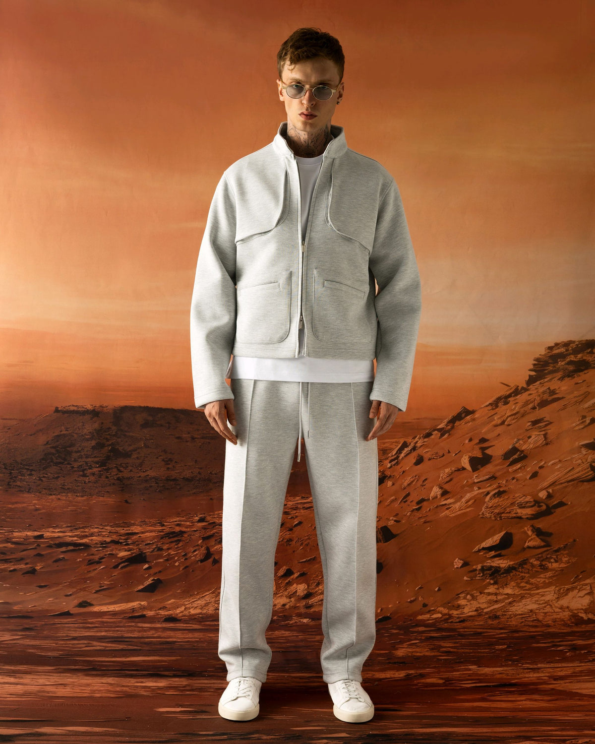 Ensemble Jogging veste zippée col montant et pantalon droit