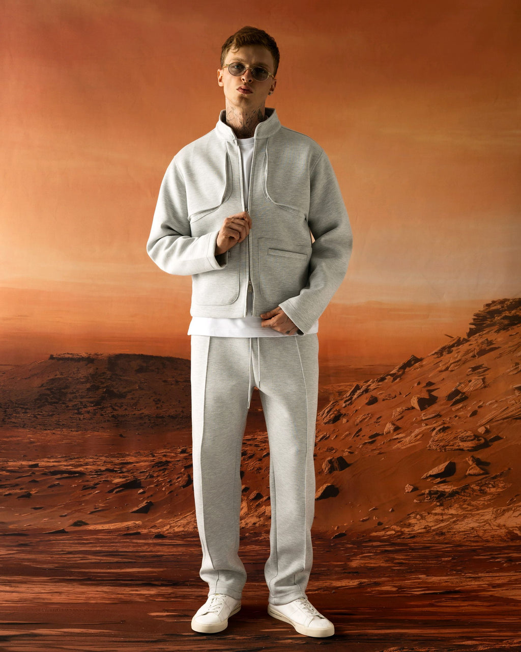 Ensemble Jogging veste zippée col montant et pantalon droit