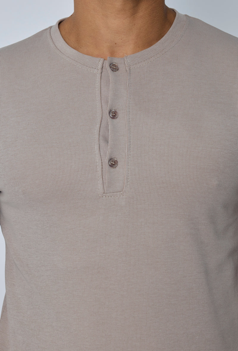 T-shirt Henley homme manches longues en maille côtelée, col tunisien boutonné, coupe ajustée