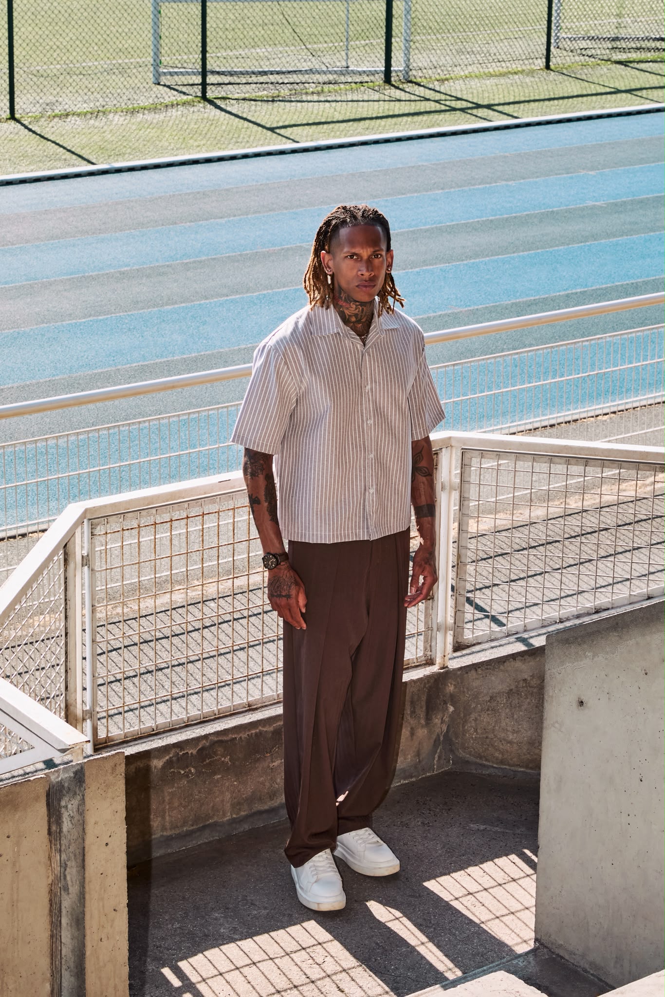 Chemise col camp rayée homme oversize  – Coupe boxy manches courtes