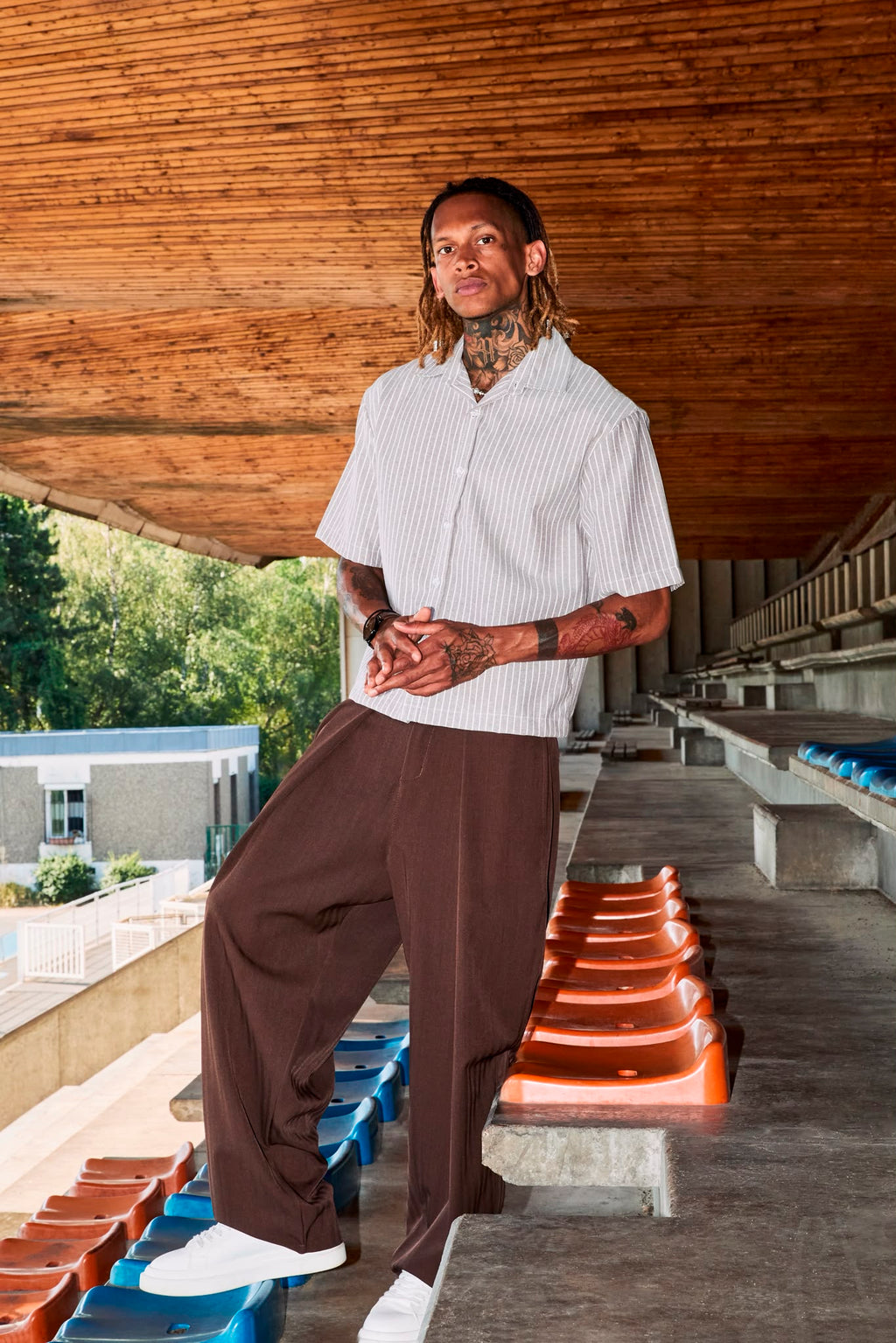 Chemise col camp rayée homme oversize  – Coupe boxy manches courtes
