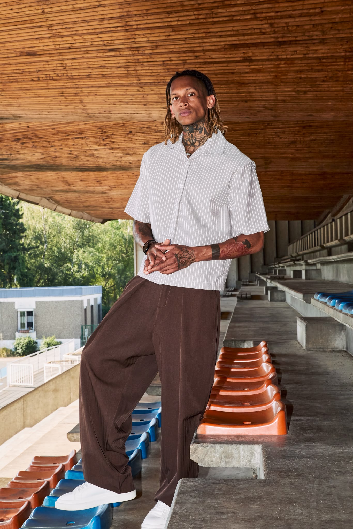 Chemise col camp rayée homme oversize  – Coupe boxy manches courtes
