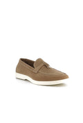 Mocassin homme daim beige semelle blanche Style slip-on
