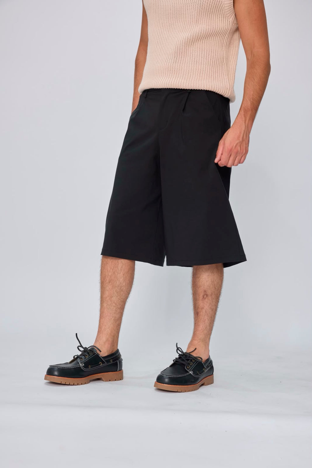 Short homme à pinces coupe large tailleur