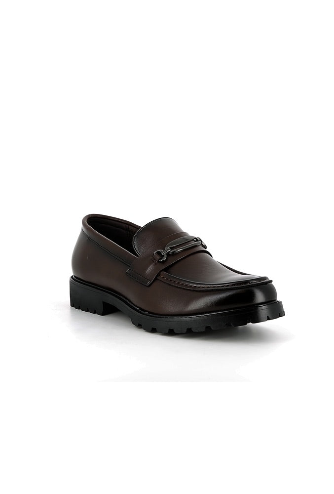 Mocassin Bonhomme marron à mors métallique, finition lisse et semelle épaisse crantée pour homme