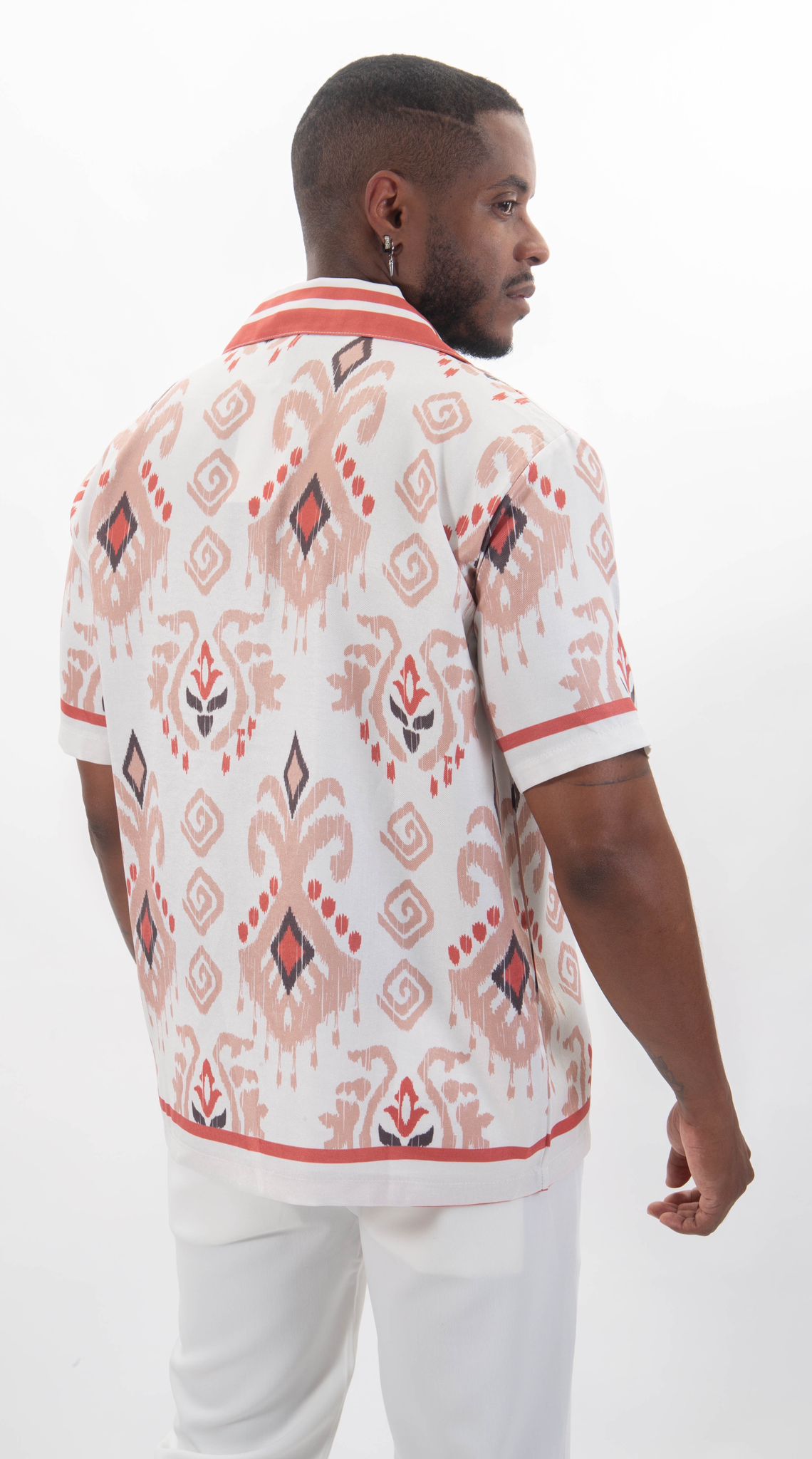 chemise imprimée aztec