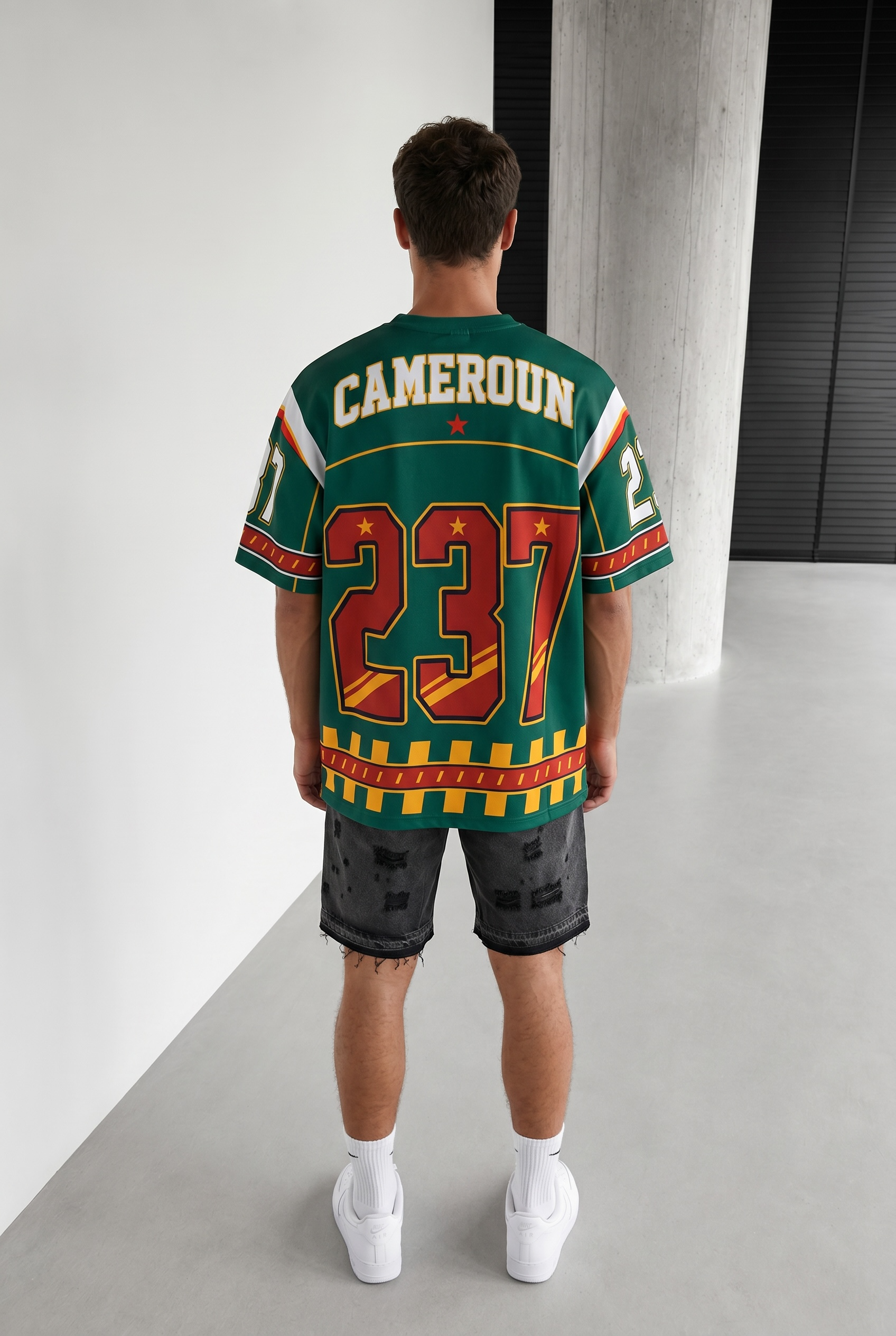 T-shirt Oversize Cameroun 237 — Les Lions Indomptables