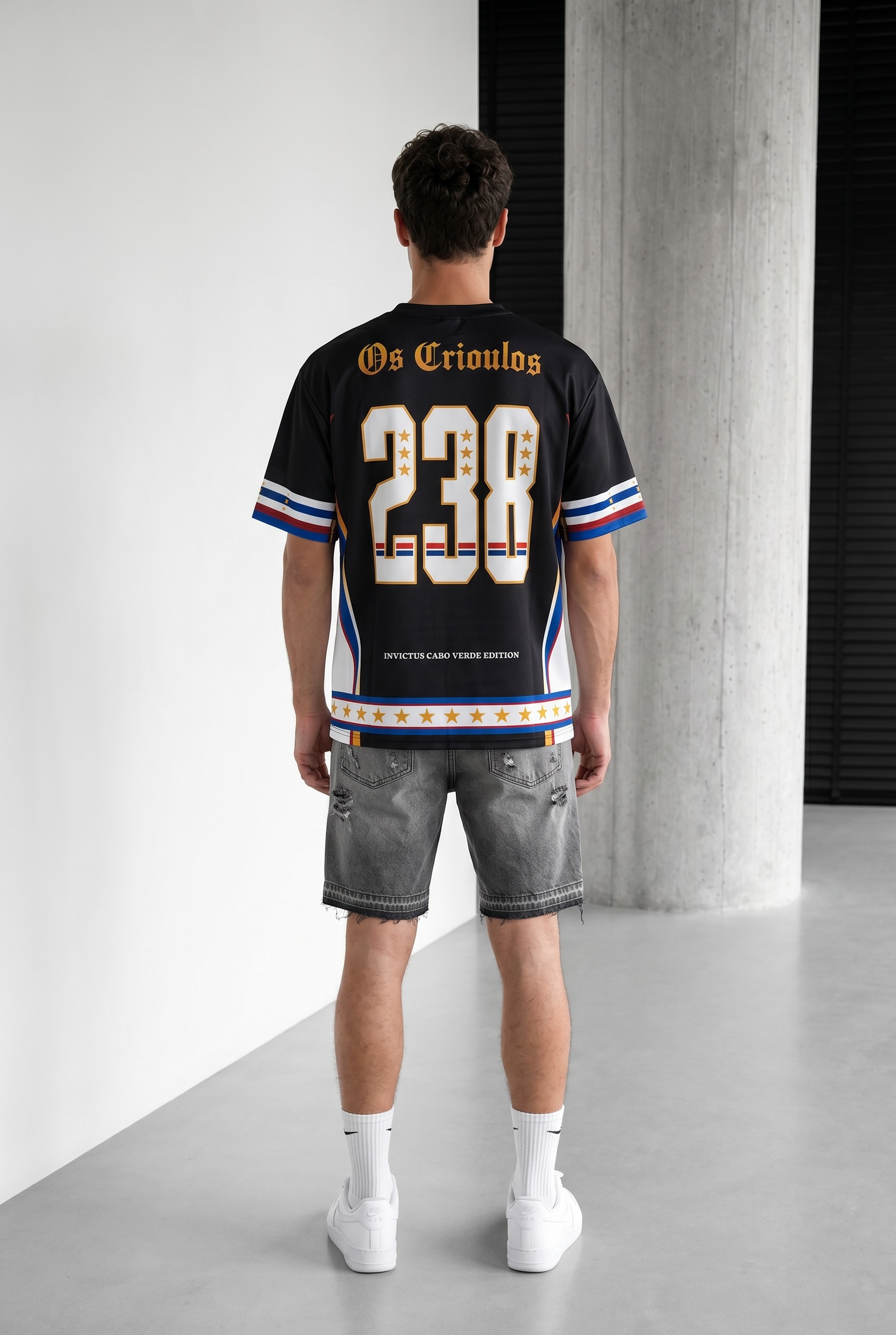 T-shirt Oversize Cabo Verde 238 — Os Crioulos Edition