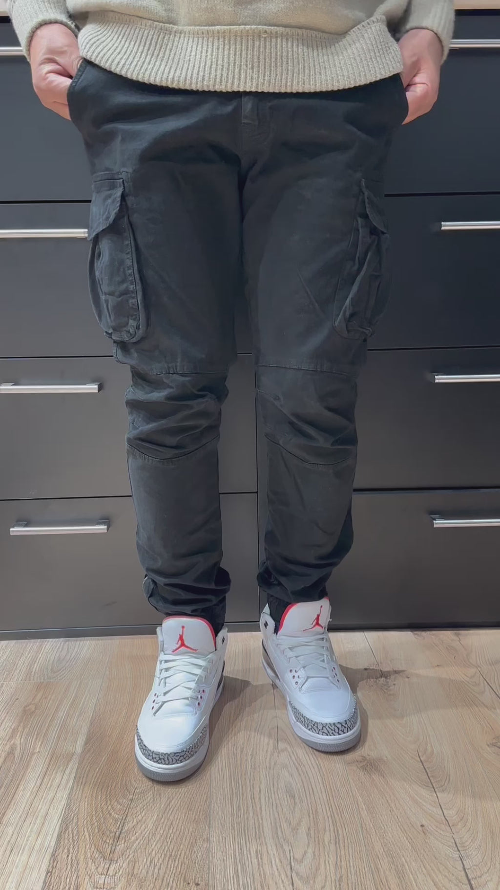 Pantalon Cargo Noir Coupe Slim Cheville élastiqué et Zippé